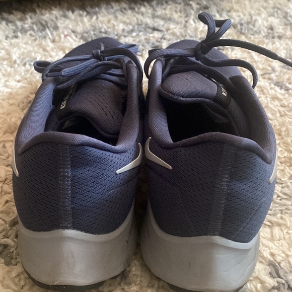 Nike Air Zoom Pegasus 30 shoes - Picture 3 of 5